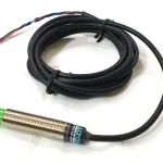 سنسور القایی 12 میلیمتری PRL12 آلتون NPN از نمای سه رخ