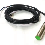 سنسور القایی 12 میلیمتری PRL12 آلتون سر تخت از نمای سه رخ