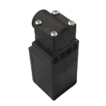میکروسوئیچ FR555 پیزاتو از نمای پشت سه رخ